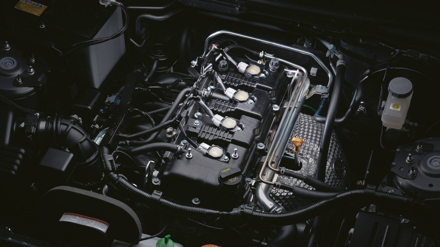 _GrandVitara-3160x1720-_0009_Engine1